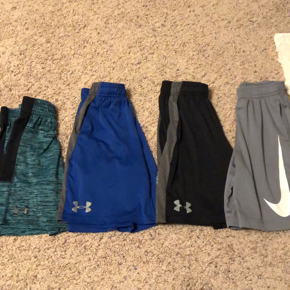Athletic shorts